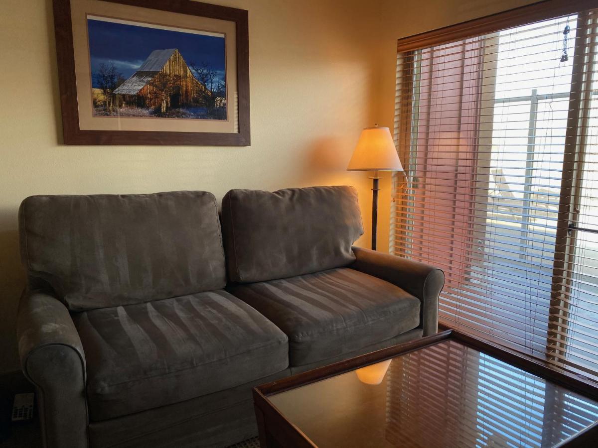 Cousin's Country 3* The Dalles