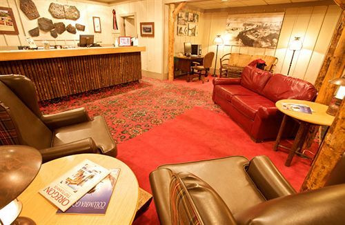 Cousin's Country Hotel
